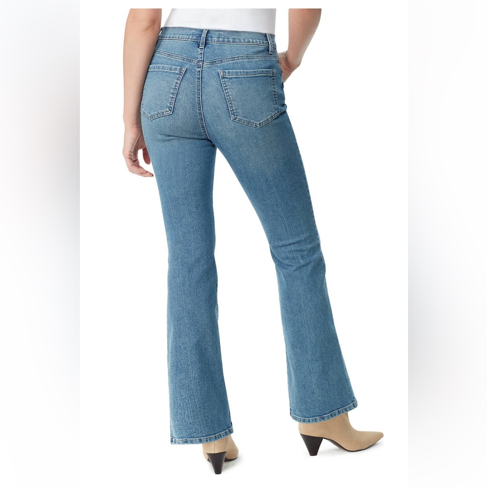 NWT! Women's Gloria Vanderbilt Classic Rise Amanda Bootcut Jeans Size 10 - Picture 2 of 13